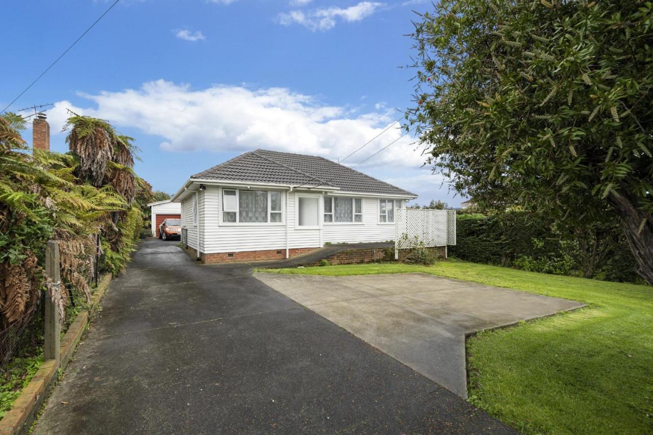 Entire House In Mt Wellington, Central Auckland Ngoại thất bức ảnh