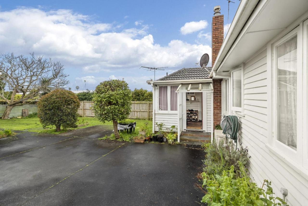 Entire House In Mt Wellington, Central Auckland Ngoại thất bức ảnh